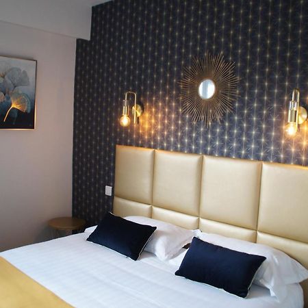 Logis Hotel De La Bruyere Pouzauges Dış mekan fotoğraf