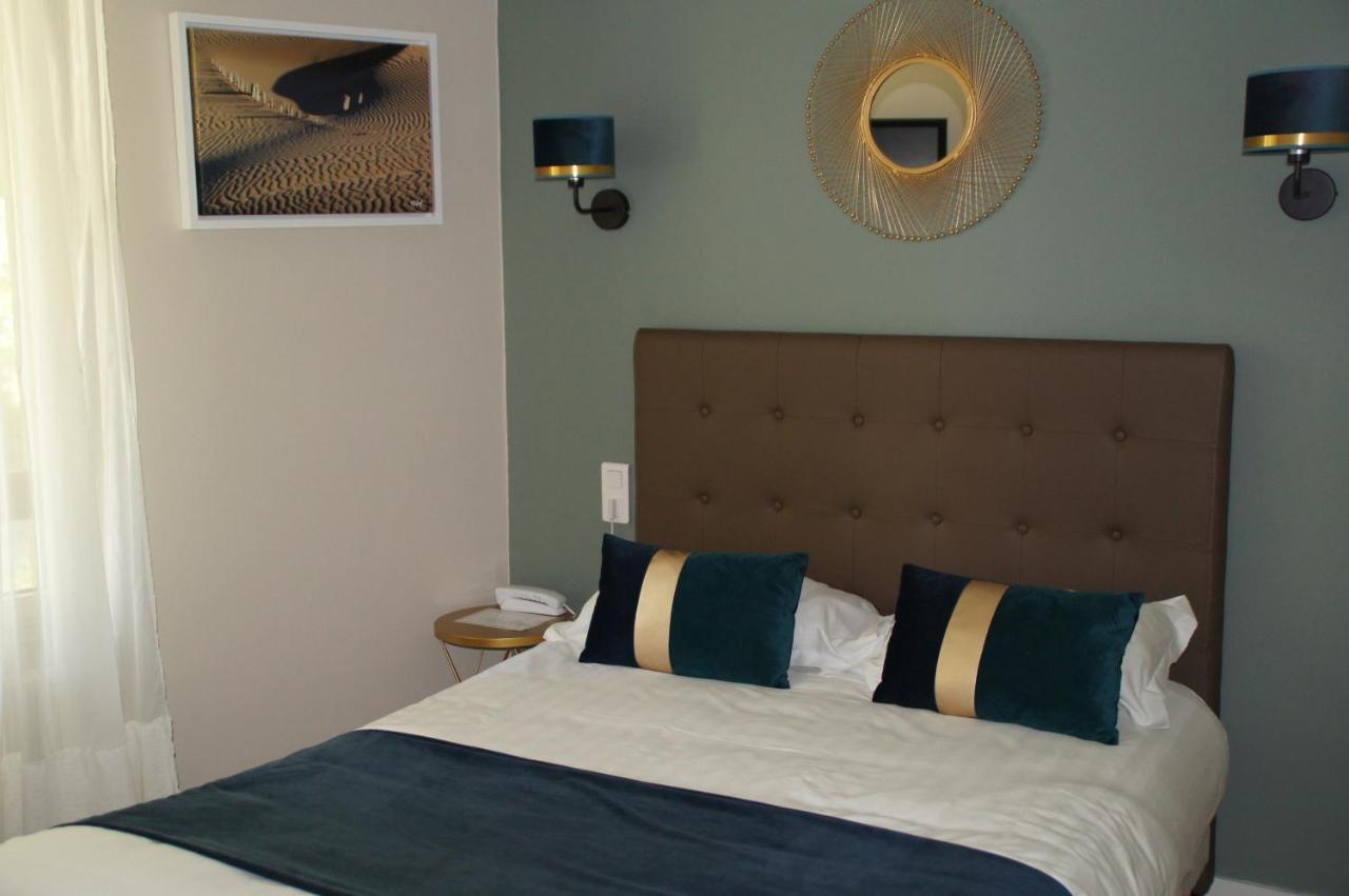 Logis Hotel De La Bruyere Pouzauges Dış mekan fotoğraf