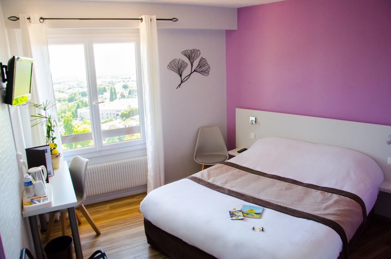 Logis Hotel De La Bruyere Pouzauges Dış mekan fotoğraf