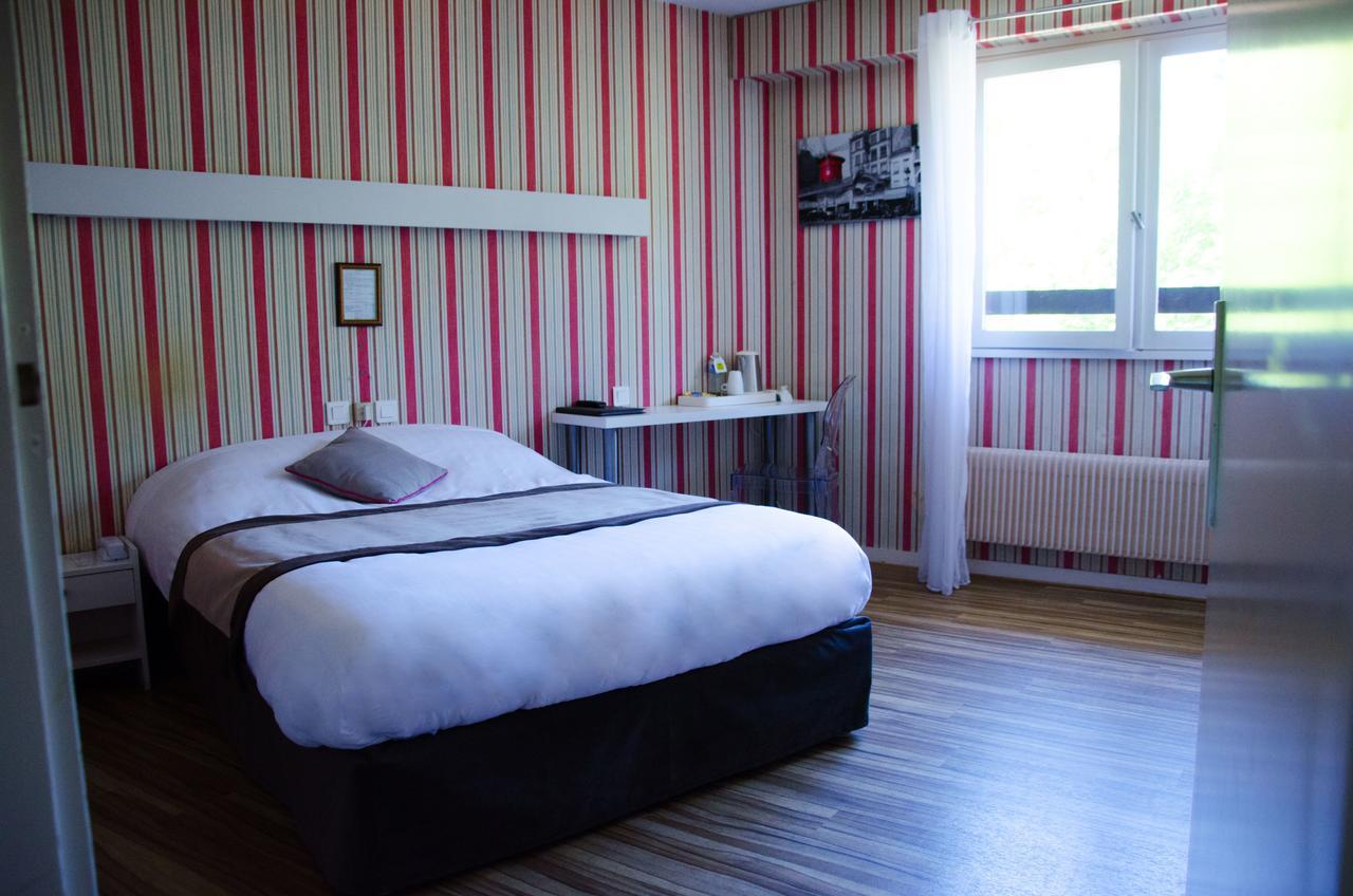 Logis Hotel De La Bruyere Pouzauges Dış mekan fotoğraf