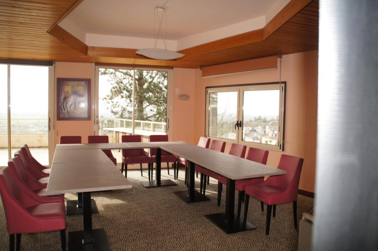 Logis Hotel De La Bruyere Pouzauges Dış mekan fotoğraf